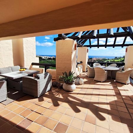 Апартаменты 15 First Line Penthouse With Wonderful Seaview Near Duquesa Golf Manilva Andalucia Экстерьер фото