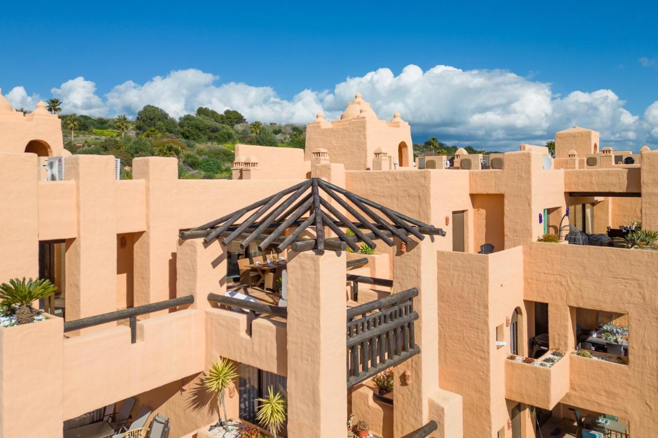 Апартаменты 15 First Line Penthouse With Wonderful Seaview Near Duquesa Golf Manilva Andalucia Экстерьер фото